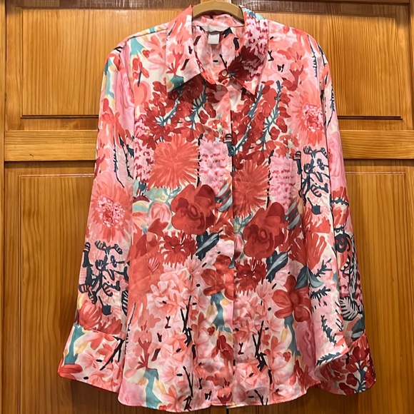 H&M Blouse - Picture 1 of 4